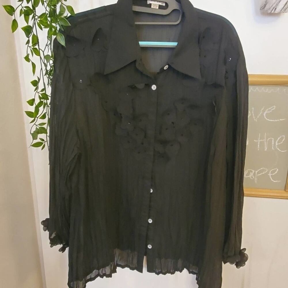 Floral slightly sheer‎ blouse plus size 2x